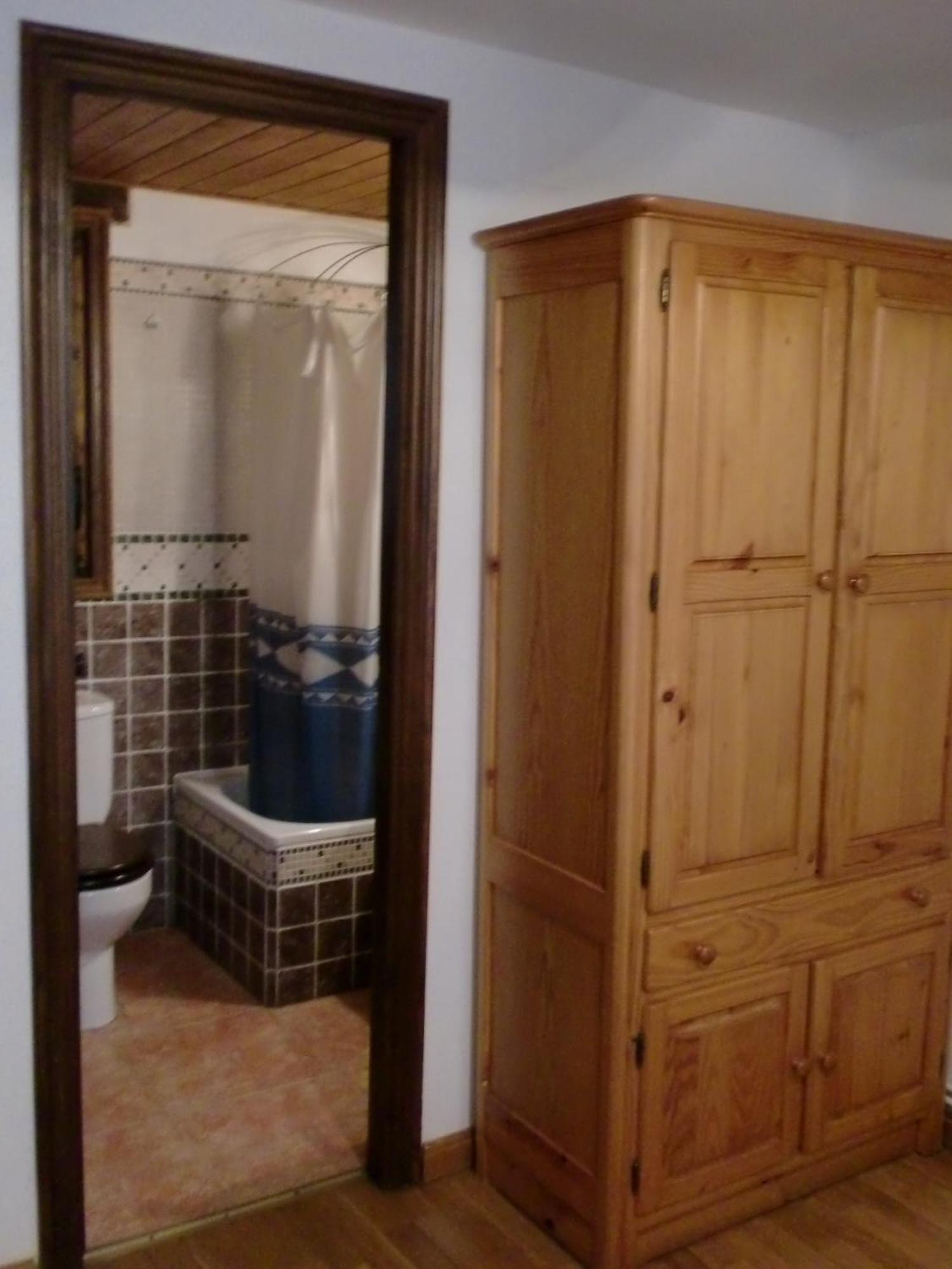 Pensio I Apartaments La Bordeta เตาอุยล์ ภายนอก รูปภาพ