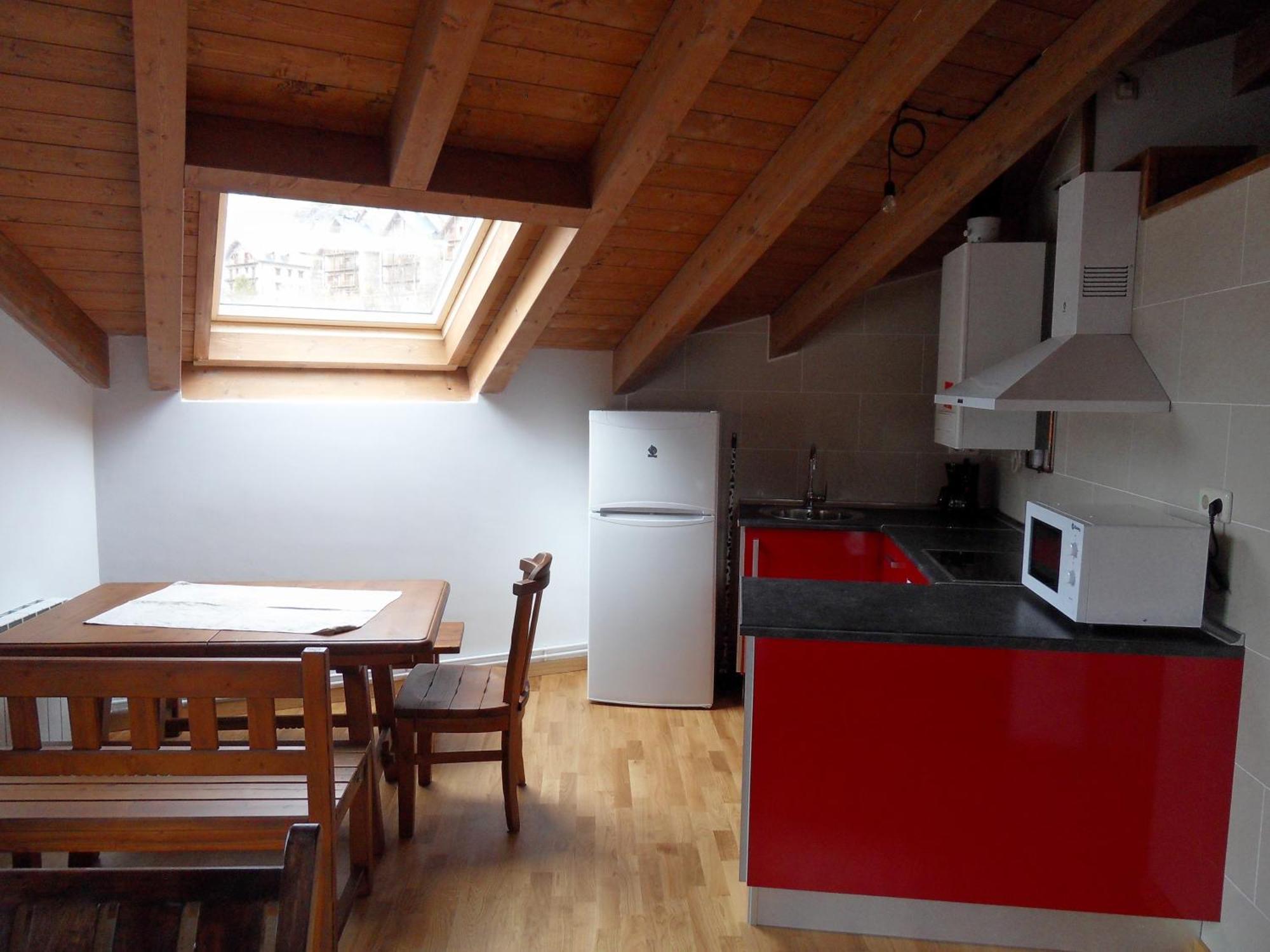 Pensio I Apartaments La Bordeta เตาอุยล์ ภายนอก รูปภาพ