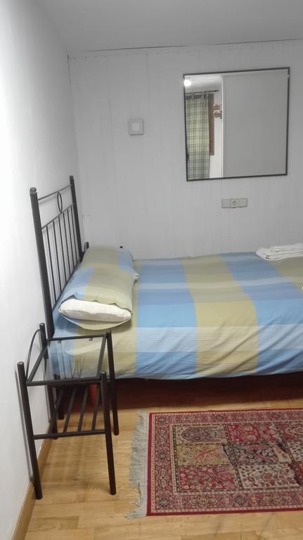 Pensio I Apartaments La Bordeta เตาอุยล์ ภายนอก รูปภาพ