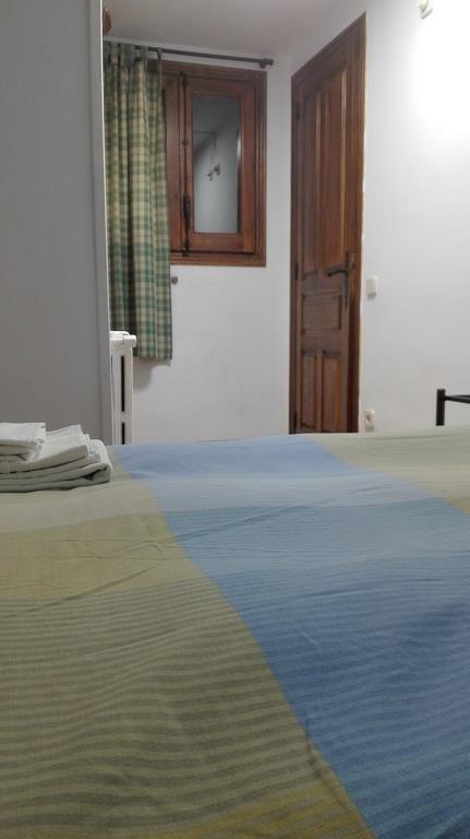 Pensio I Apartaments La Bordeta เตาอุยล์ ภายนอก รูปภาพ